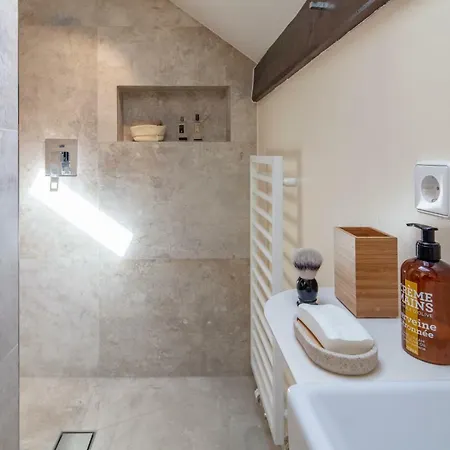 아파트 Little House On The Prairie